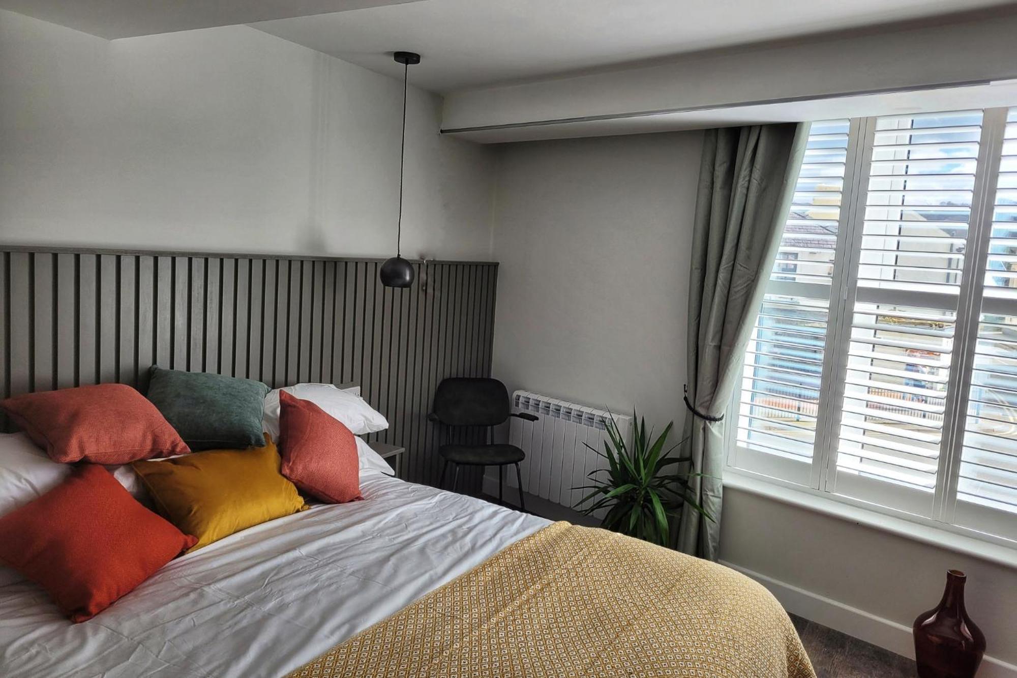 Sgwar Hotell Menai Bridge Exteriör bild